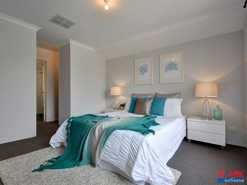 33 Eastwall Parkway, Butler WA 6036