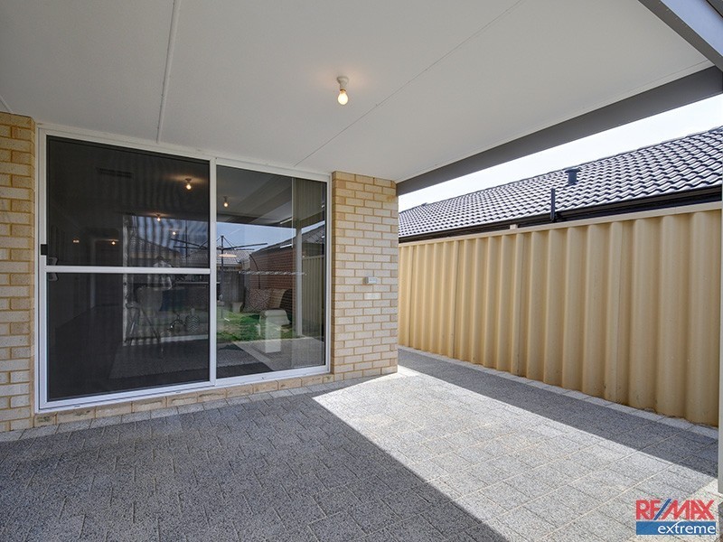 33 Eastwall Parkway, Butler WA 6036