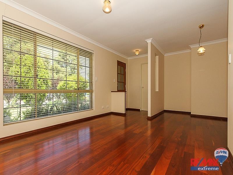 17 Fernwood Square, Padbury WA 6025