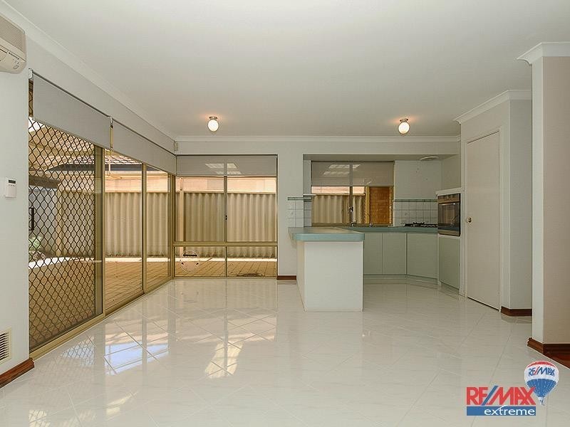 17 Fernwood Square, Padbury WA 6025