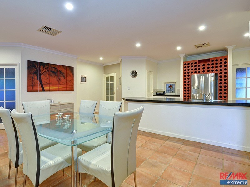 16 Delgado Parade, Iluka WA 6028