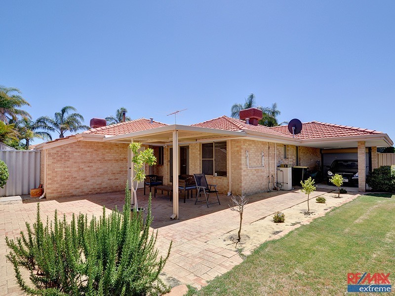 2 Stow Lane, Kinross WA 6028