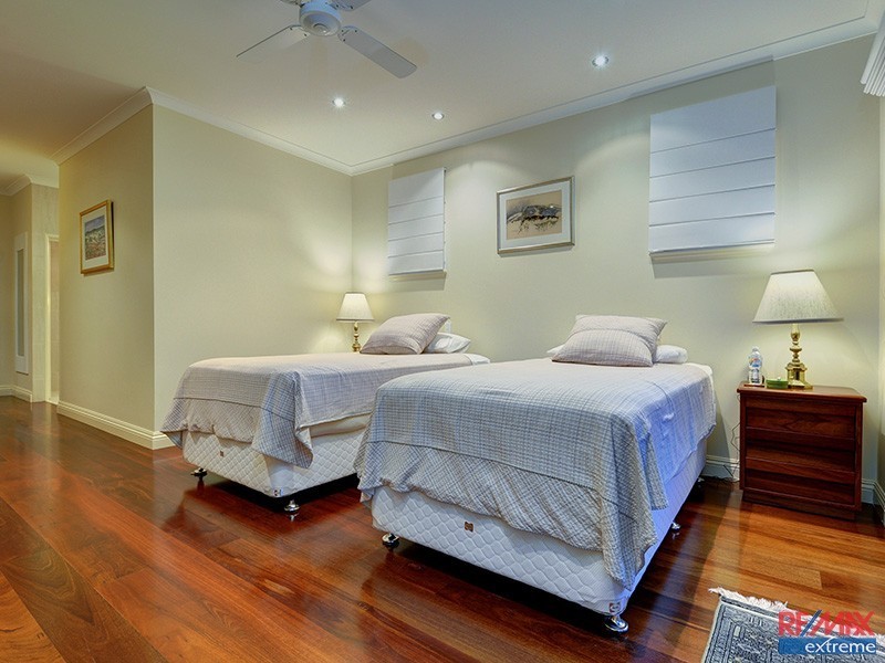 34 Axbridge Street, Karrinyup WA 6018