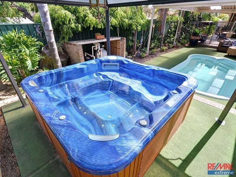 33 Beenong Street, Wanneroo WA 6065