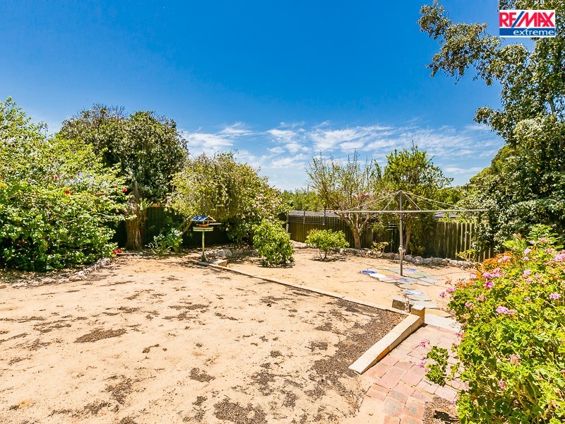 12 Barunga Way, Craigie WA 6025
