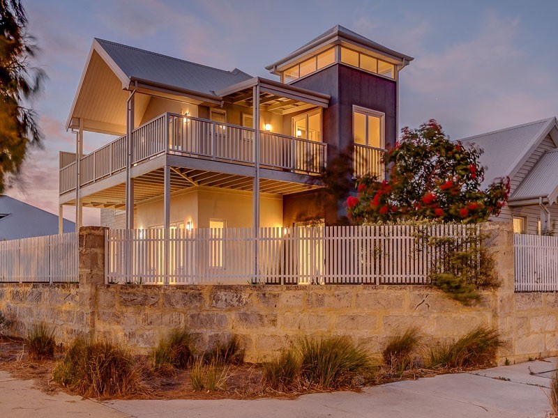 73 Lindsay Beach Blvd, Yanchep WA 6035