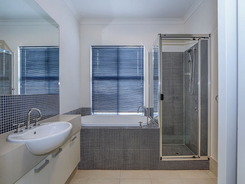 73 Lindsay Beach Blvd, Yanchep WA 6035