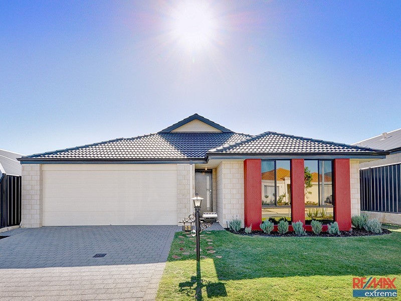 22 Chucklebud Street, Banksia Grove WA 6031