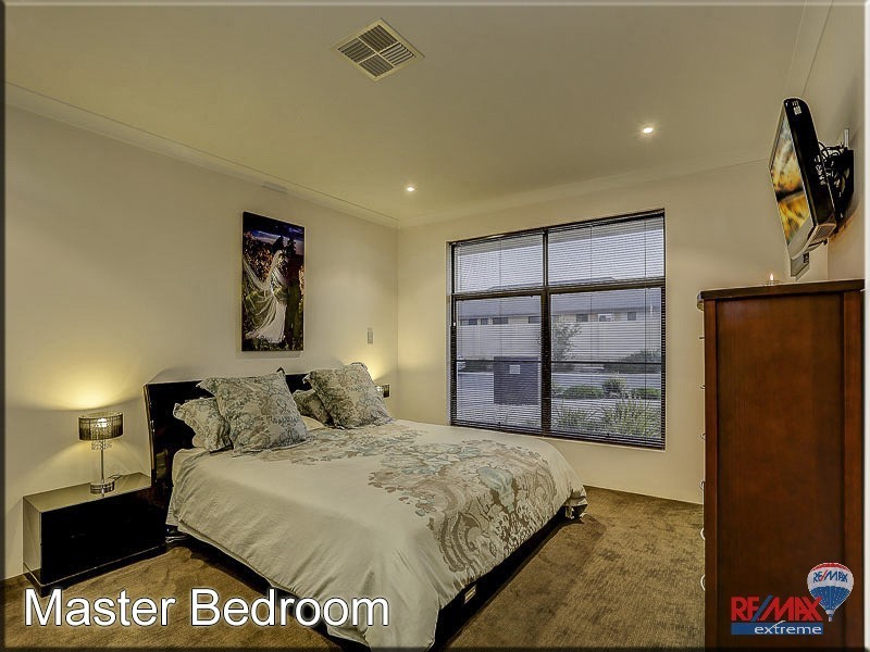 1 Pravia Way, Alkimos WA 6038