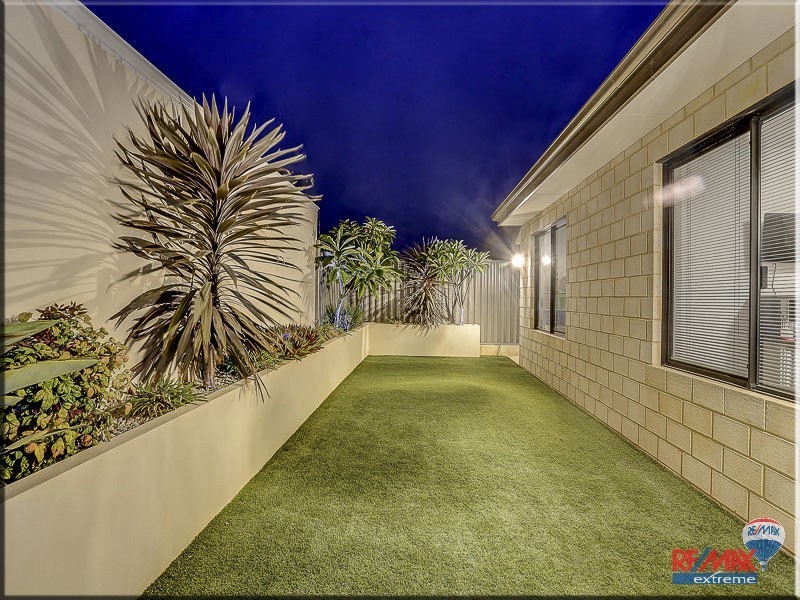 1 Pravia Way, Alkimos WA 6038