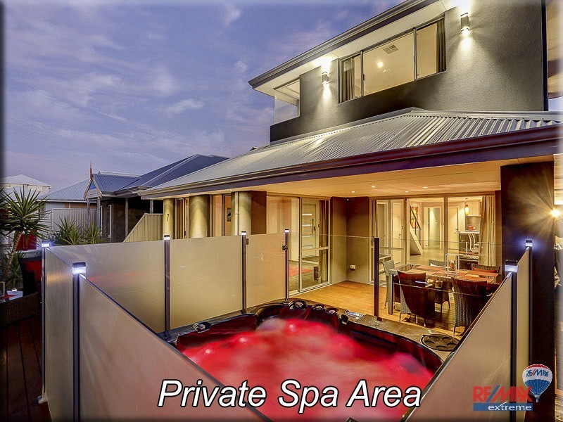 7 Comito Bend, Alkimos WA 6038