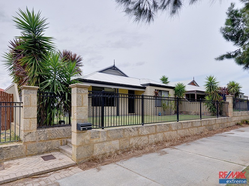 4 Belthorn Lane, Butler WA 6036