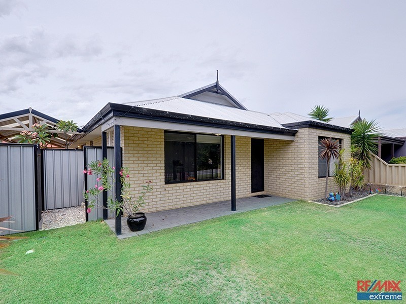 4 Belthorn Lane, Butler WA 6036