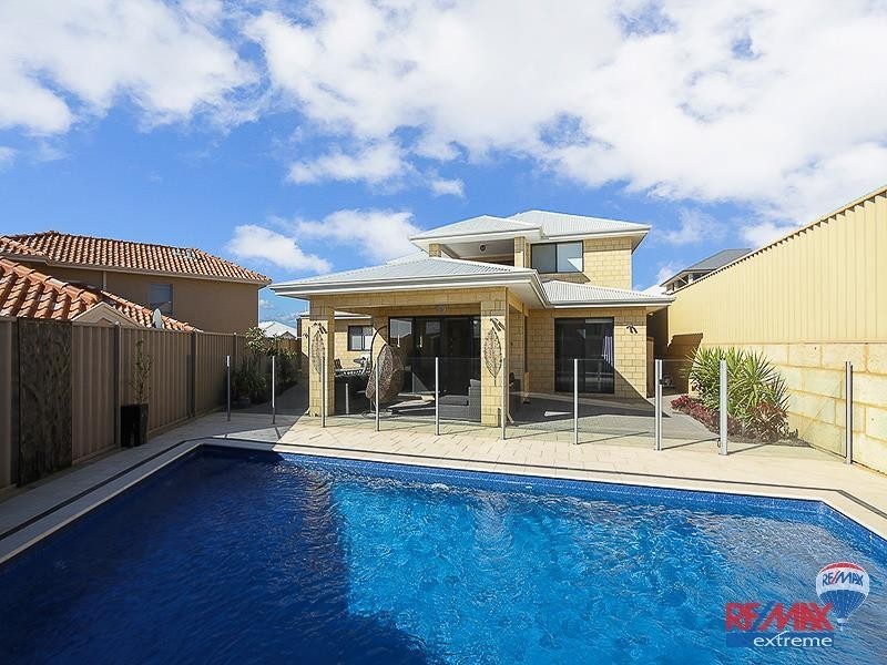 3 Blackpool Promenade, Iluka WA 6028