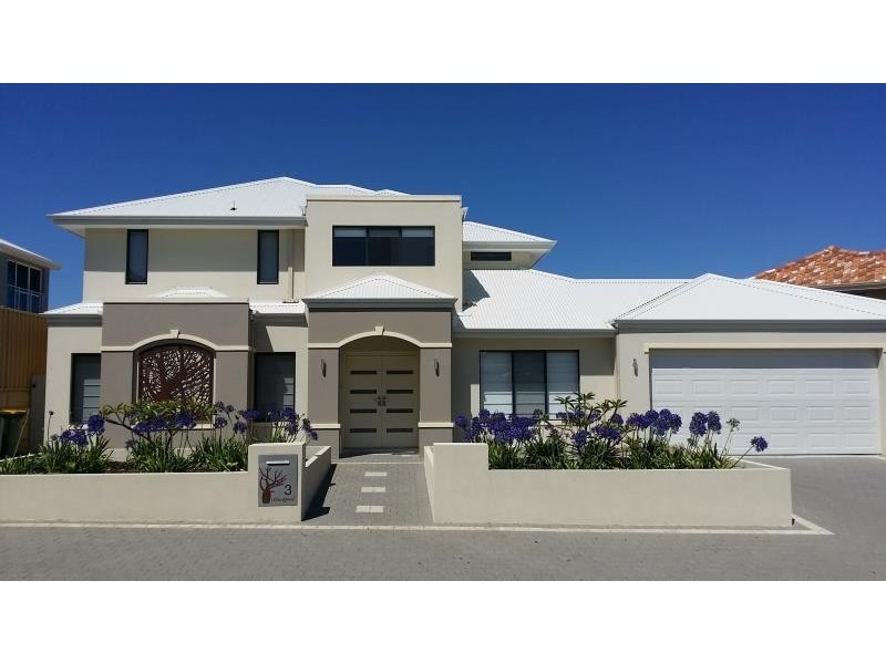3 Blackpool Promenade, Iluka WA 6028