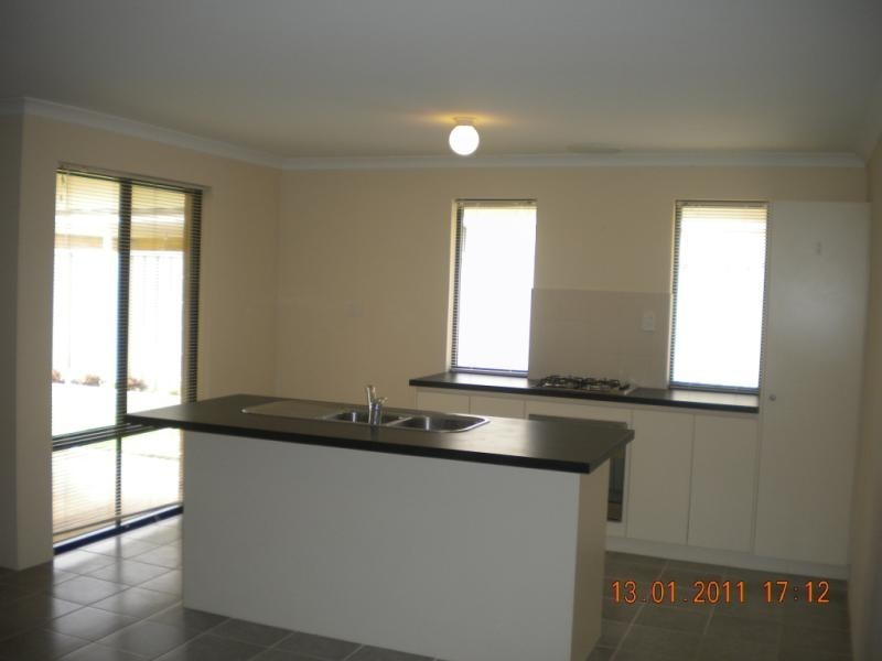 28 Watkins Loop, Tapping WA 6065