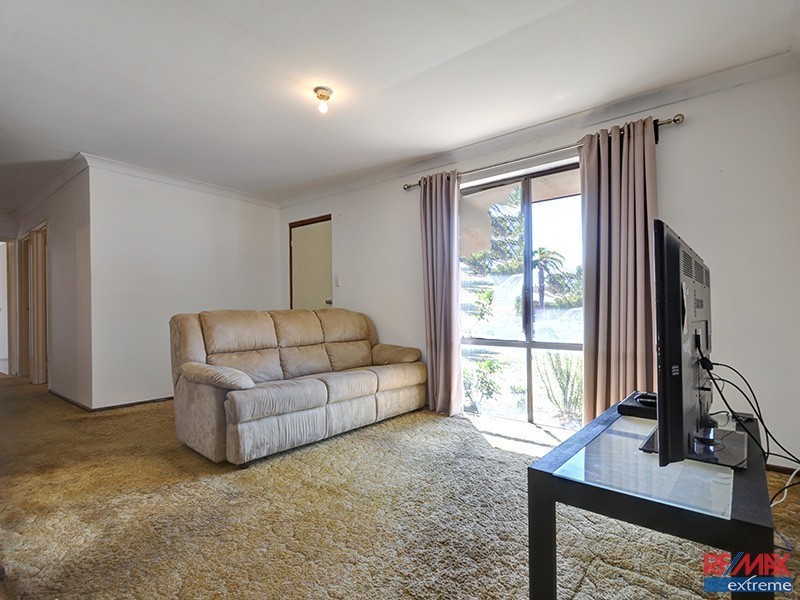 12 Kamara Court, Wanneroo WA 6065