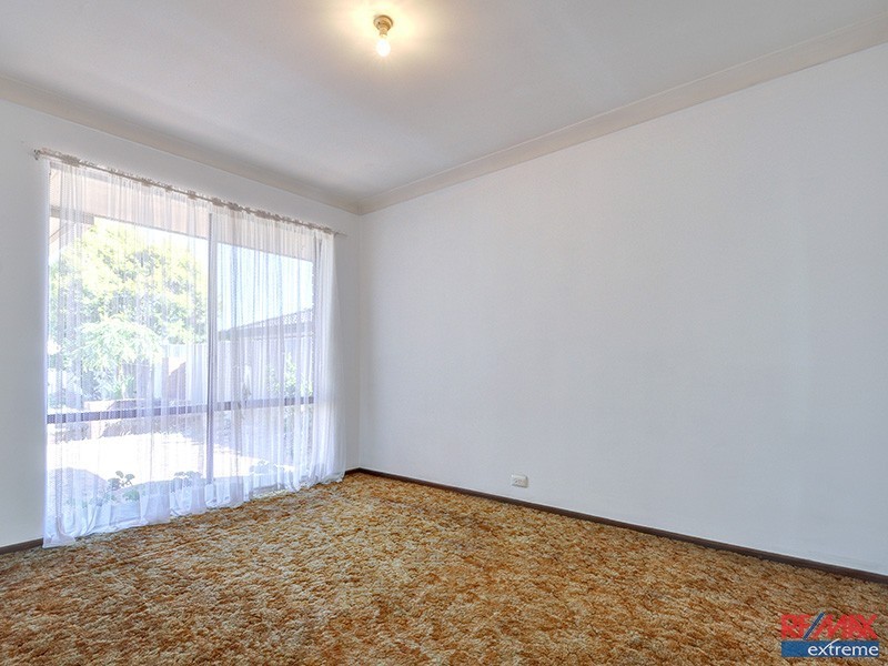 12 Kamara Court, Wanneroo WA 6065