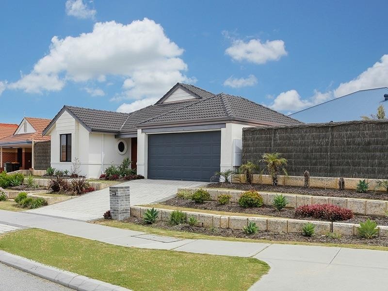 11 Bradman Drive, Butler WA 6036
