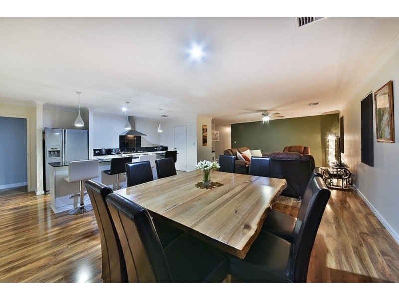 58 Liriope Parkway, Sinagra WA 6065
