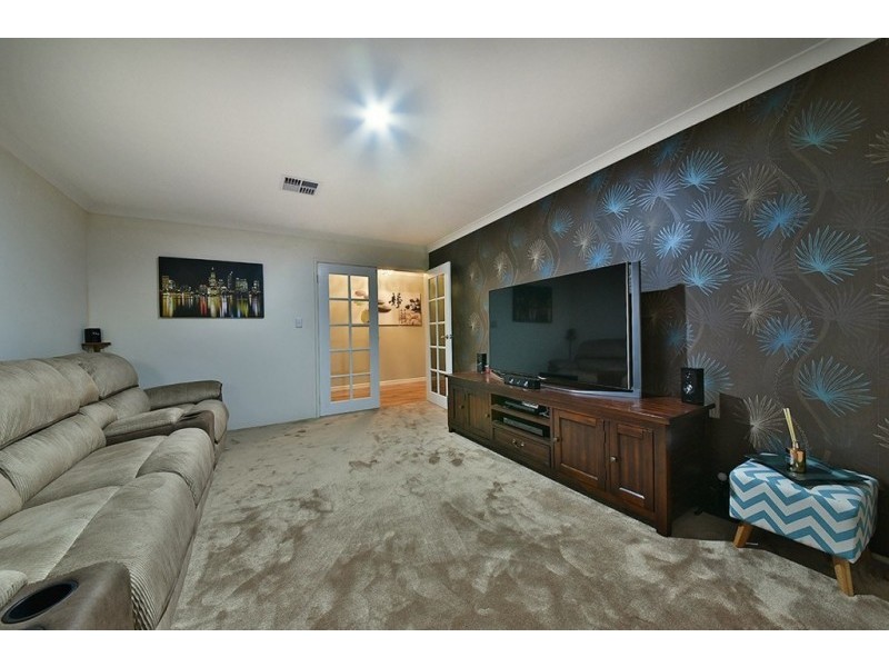 58 Liriope Parkway, Sinagra WA 6065