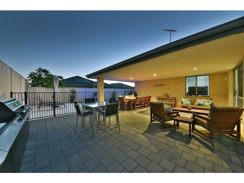 58 Liriope Parkway, Sinagra WA 6065