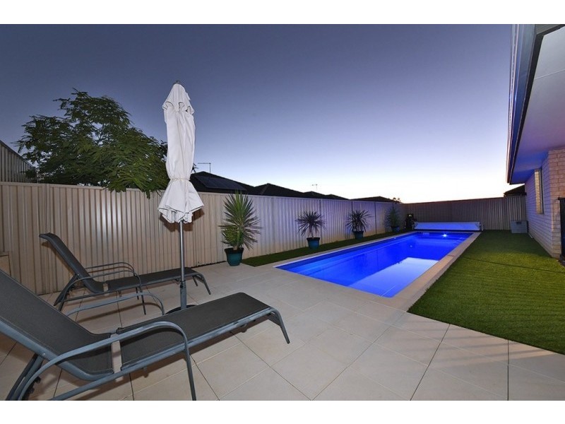58 Liriope Parkway, Sinagra WA 6065