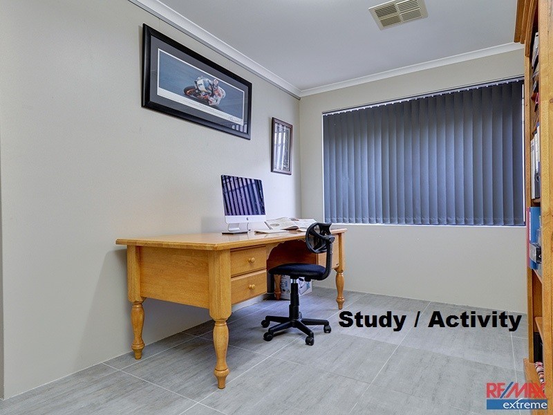 1 Cairo Way, Wanneroo WA 6065