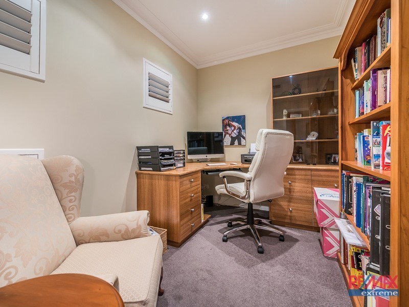 2 Windmill Circle*, Burns Beach WA 6028