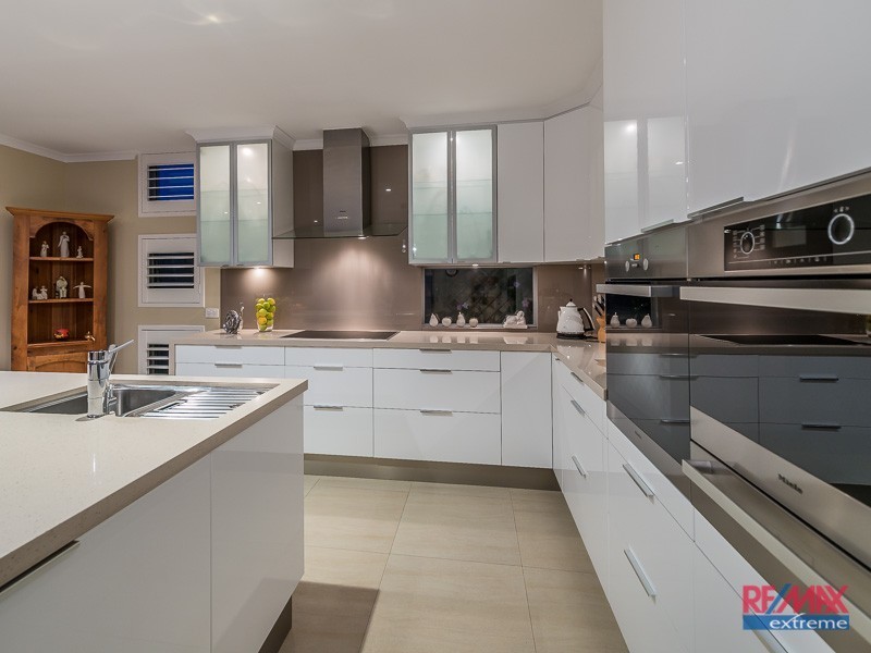 2 Windmill Circle*, Burns Beach WA 6028