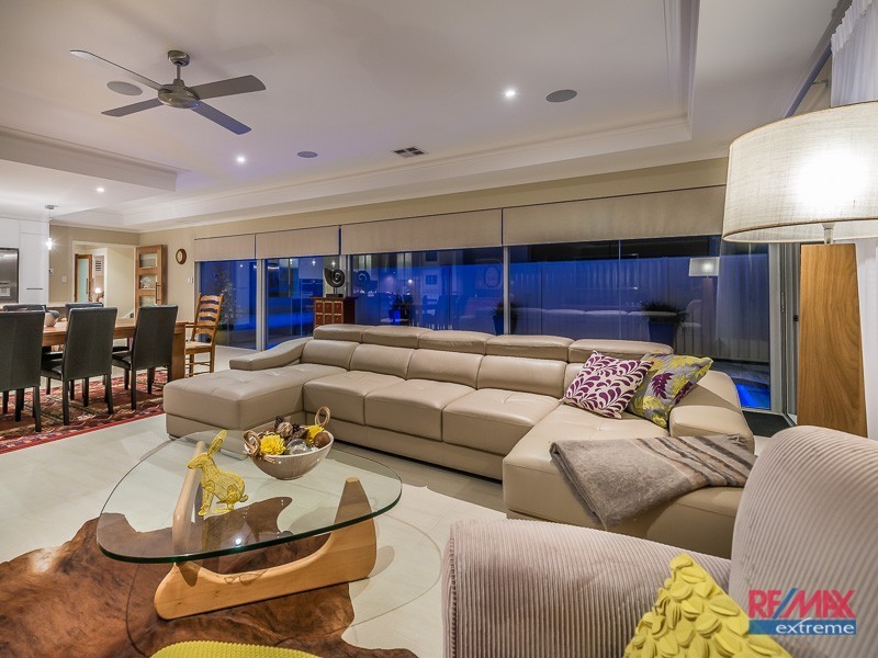 2 Windmill Circle*, Burns Beach WA 6028