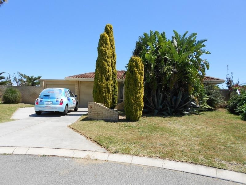 8 Eildon Court, Joondalup WA 6027