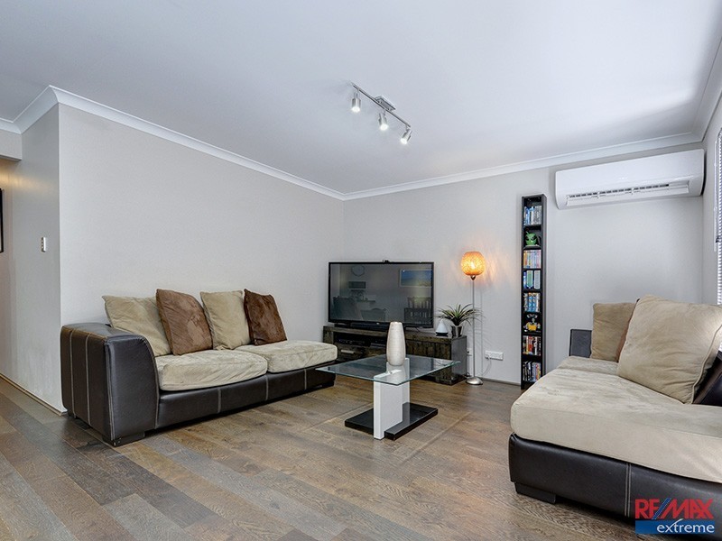 31 Sawtooth Bend, Banksia Grove WA 6031