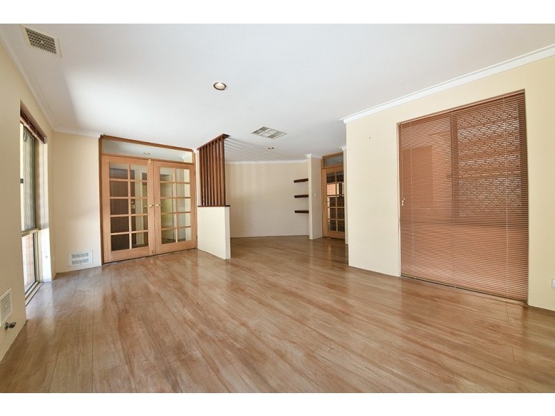 44 Wandearah Way, Kingsley WA 6026