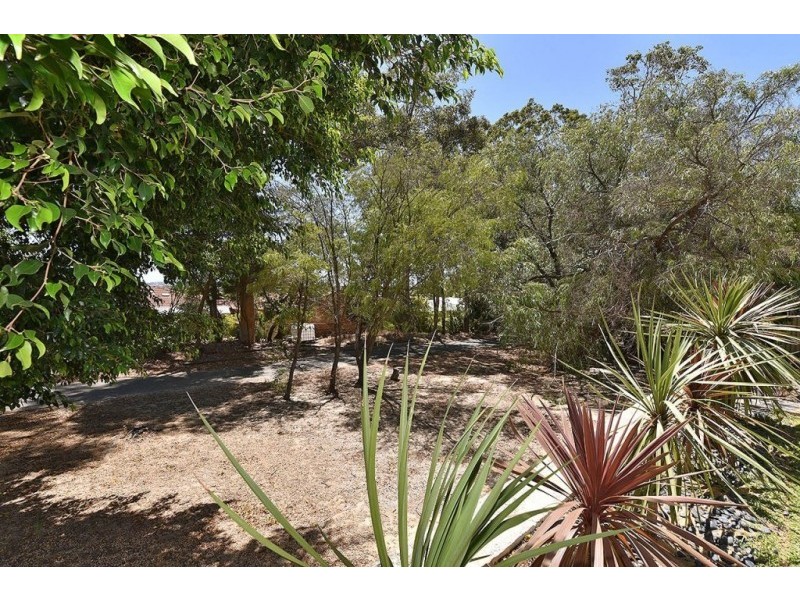 44 Wandearah Way, Kingsley WA 6026