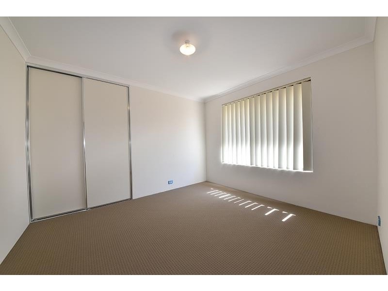 11 Nerium Way, Sinagra WA 6065