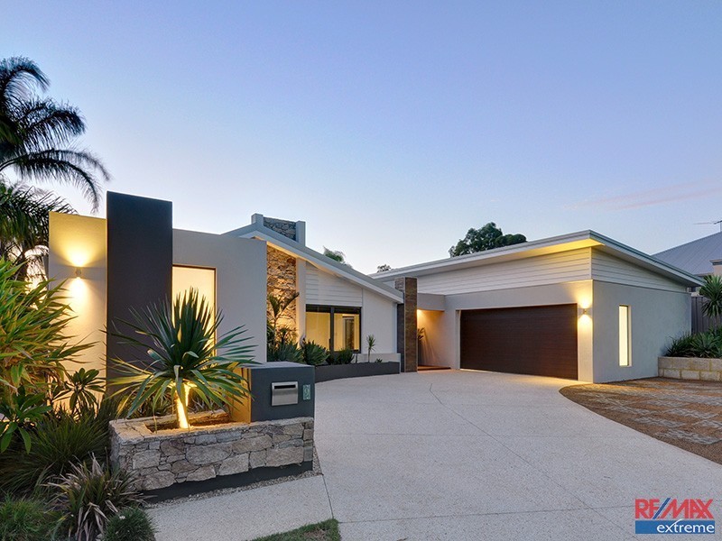 9 Brechin Court, Duncraig WA 6023