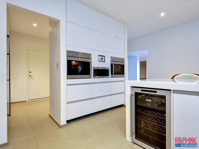 9 Brechin Court, Duncraig WA 6023