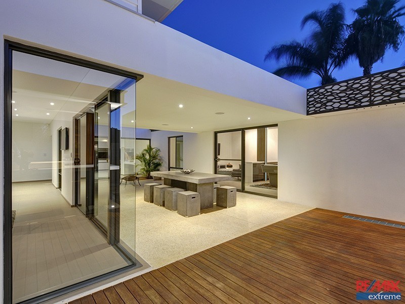 9 Brechin Court, Duncraig WA 6023