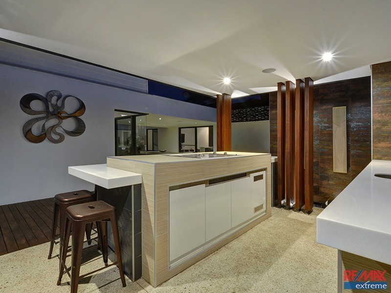 9 Brechin Court, Duncraig WA 6023