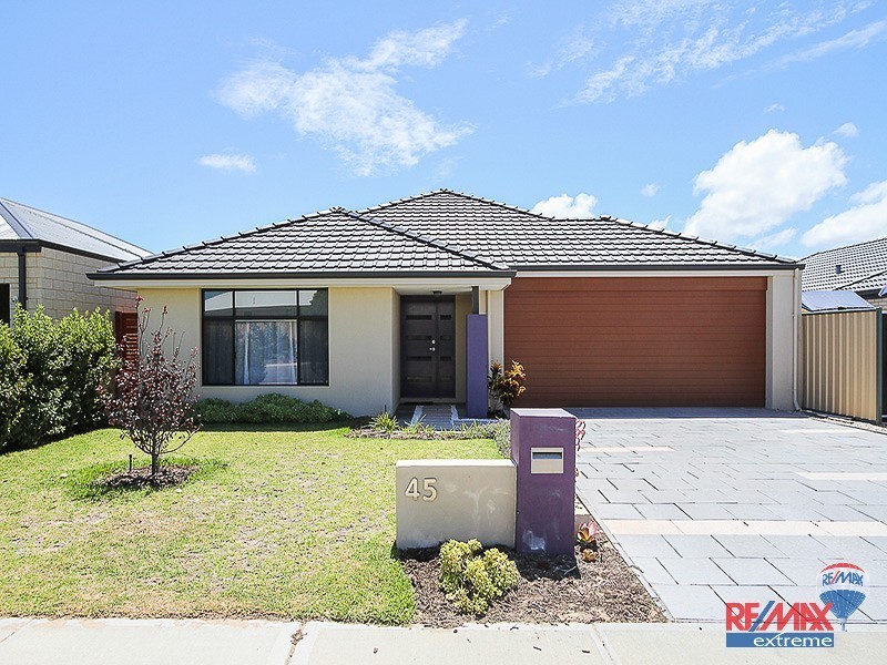 45 Blackwood Meander, Yanchep WA 6035
