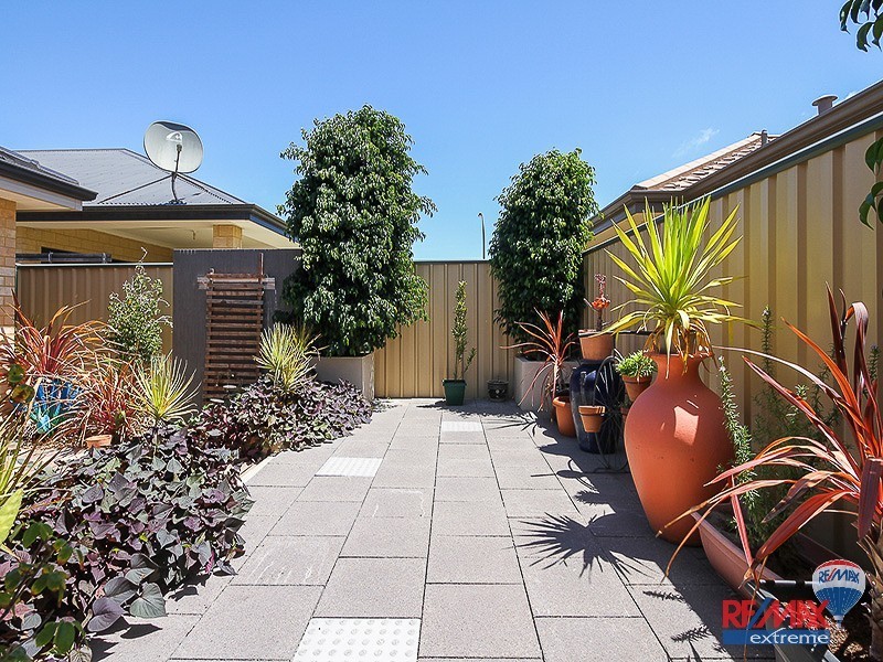 45 Blackwood Meander, Yanchep WA 6035