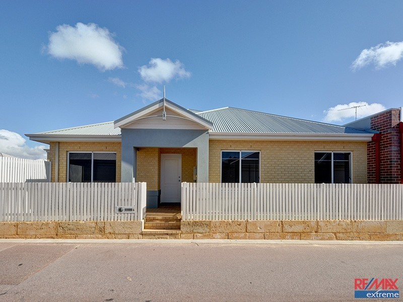 4 Turtle Lane, Butler WA 6036