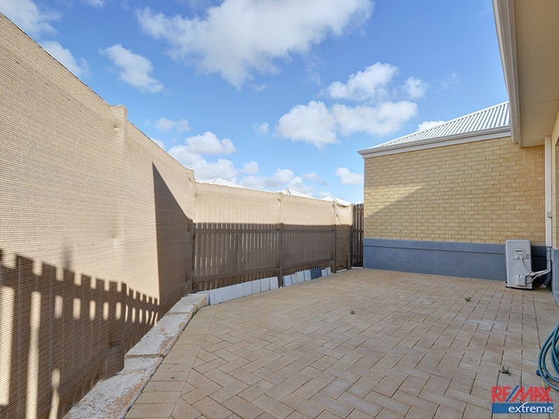 4 Turtle Lane, Butler WA 6036