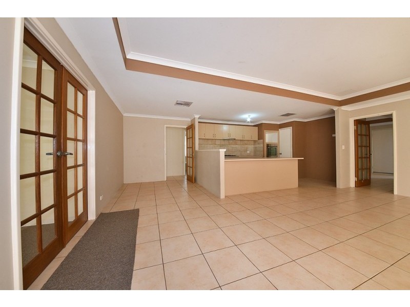 34 Ammanford Crescent, Butler WA 6036