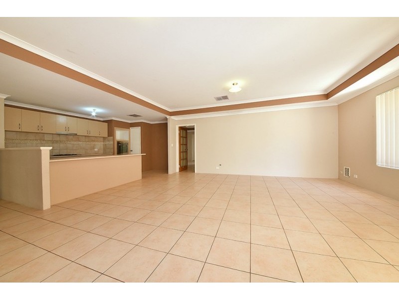 34 Ammanford Crescent, Butler WA 6036