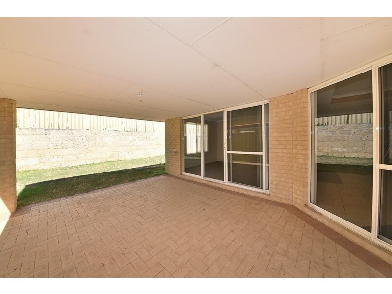 34 Ammanford Crescent, Butler WA 6036