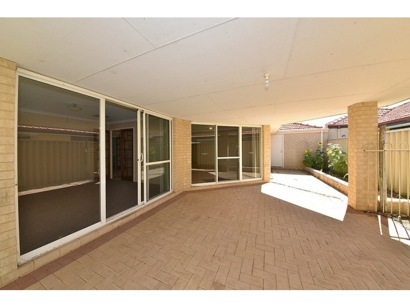 34 Ammanford Crescent, Butler WA 6036