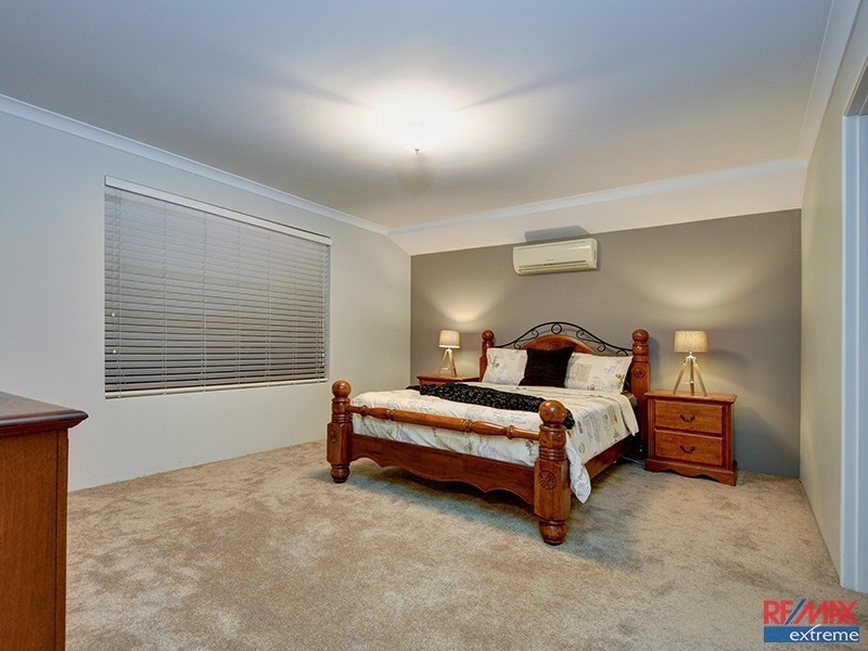 122 Manchester Drive, Hocking WA 6065