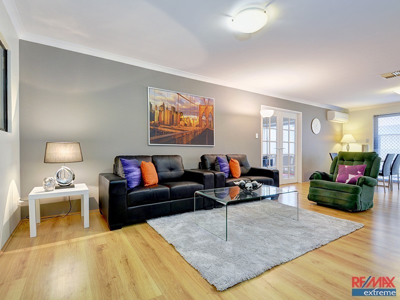 122 Manchester Drive, Hocking WA 6065